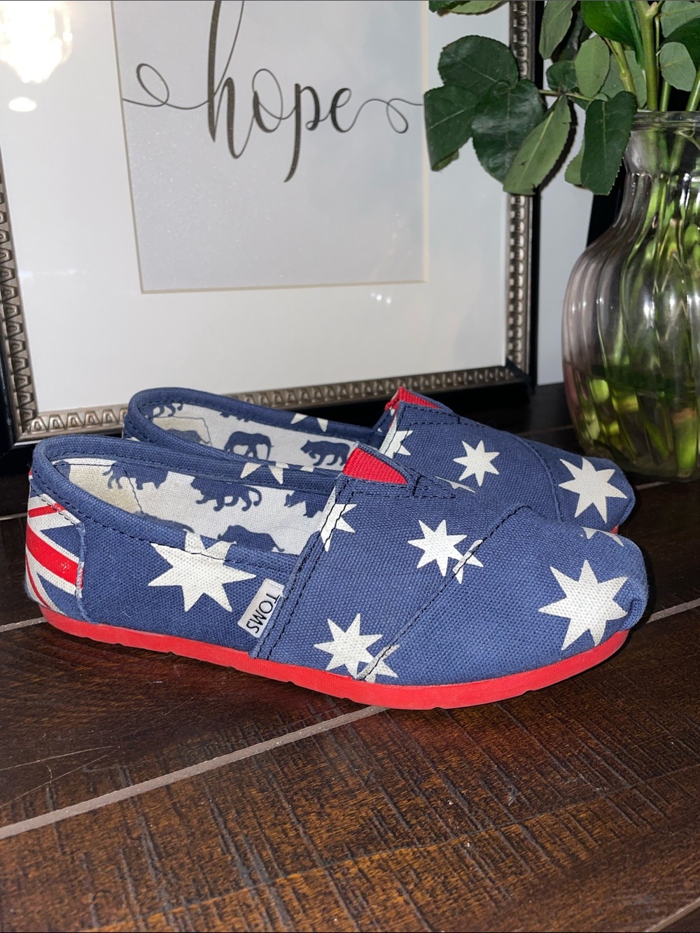 TOMS Women’s Union Jack Canvas Slip-Ons Australian Flag Size 5,5